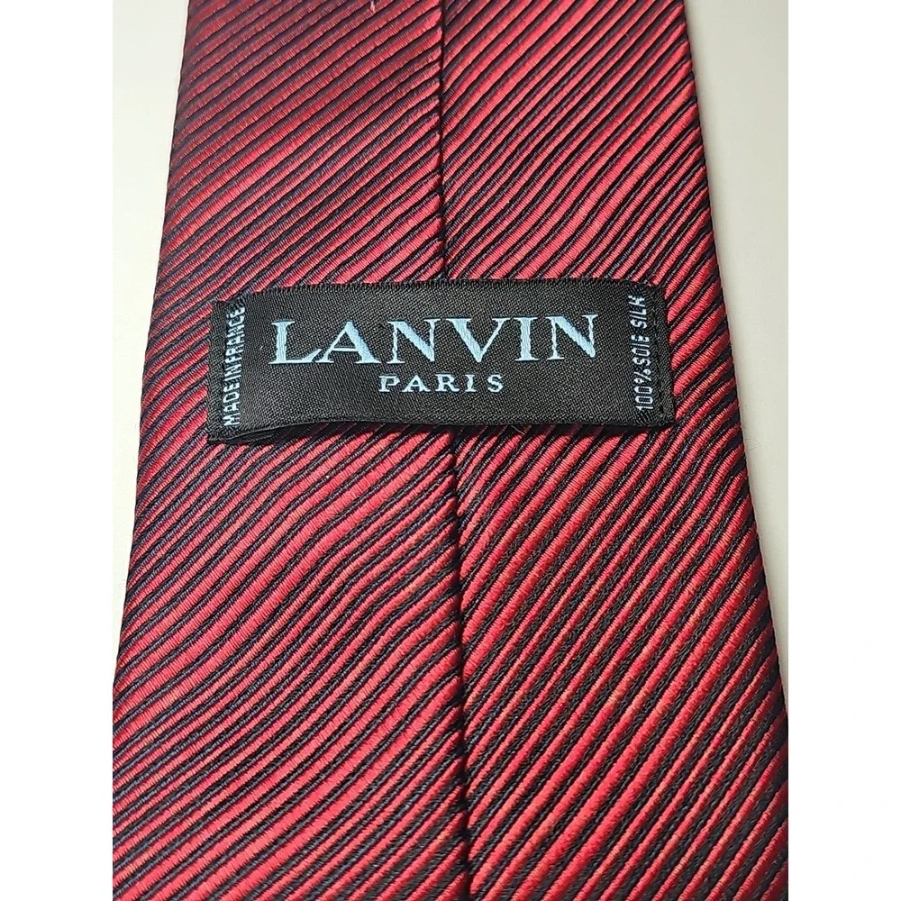 LANVIN Paris Men's 100% Silk‎ Necktie Red LUXURY Designer Tie